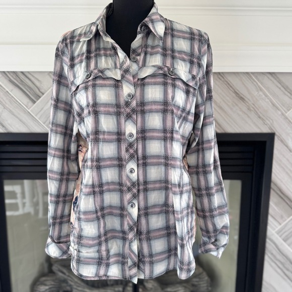 CAbi Tops - Cabi Plaid Button-Up Shirt Floral Back Long Sleeve Top Blouse Size S